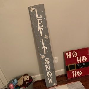 Let It Snow wooden sign
